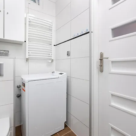 Dworcowa By Renters 코워브제크